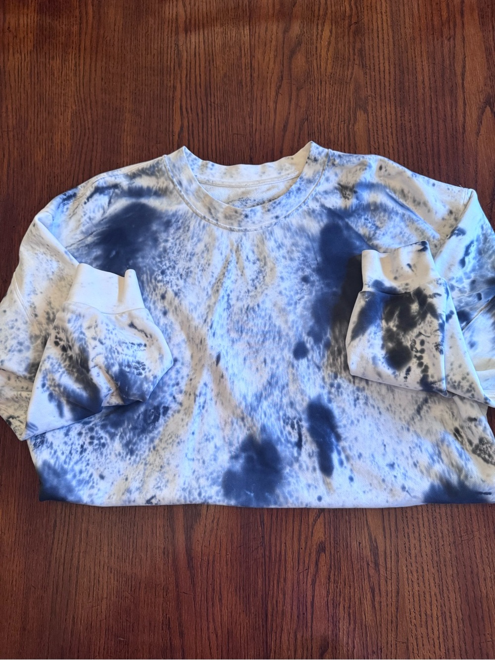 Lululemon Tie-Dye Sweatshirt - Blue & White